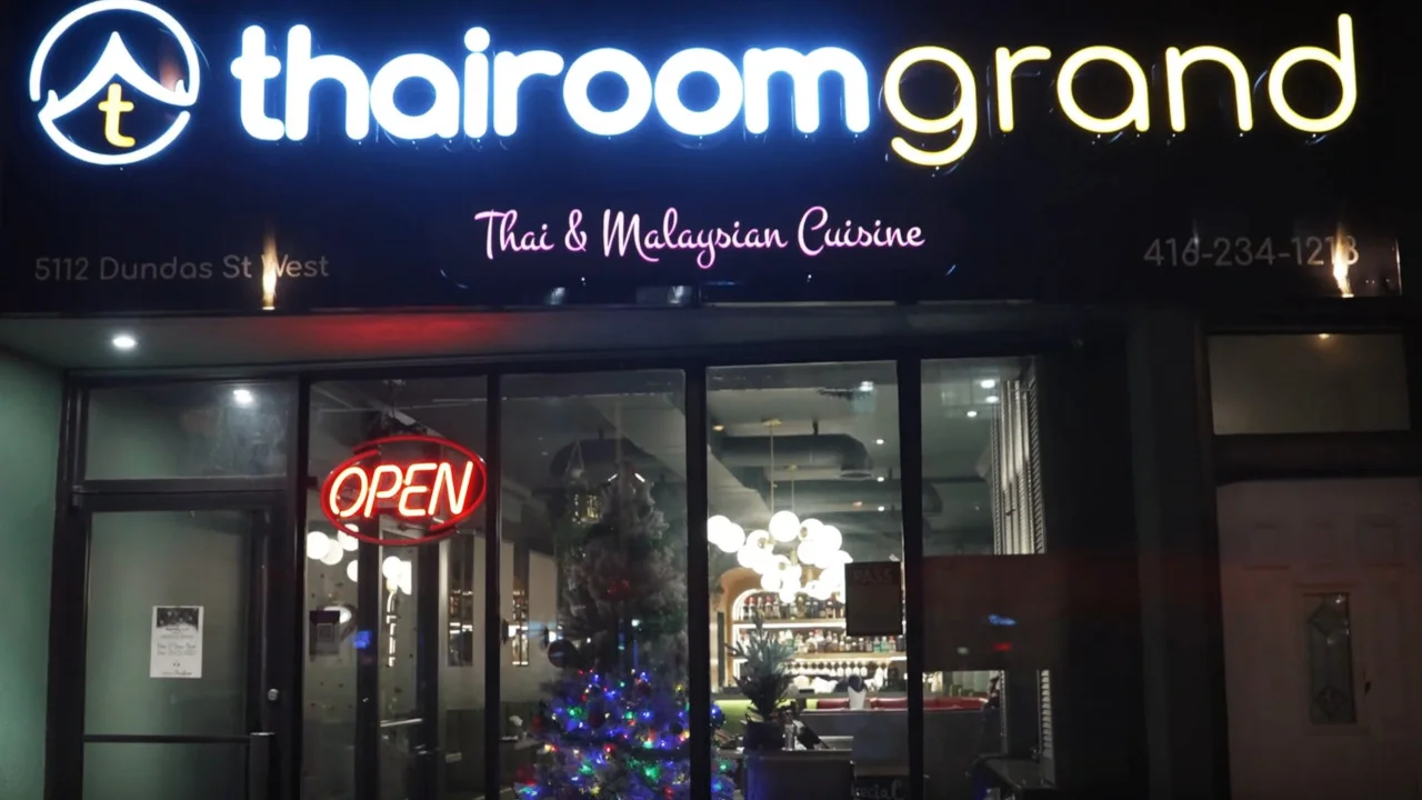 thairoomgrand Authentic Thai Toronto